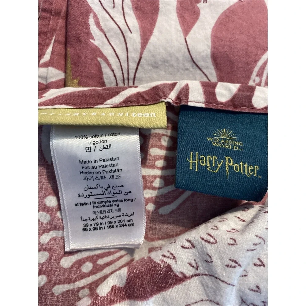 Pottery Barn Teen Harry Potter Magical Twin Duvet‎ Cover & Twin xl sheet set Red